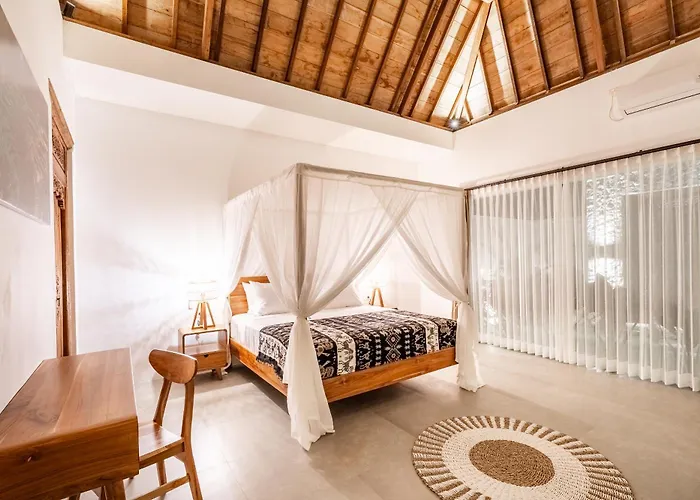 Tirta Complex - Bingin * Uluwatu (Bali)